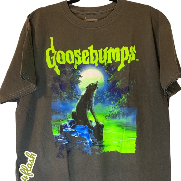 RETRO 90’s GOOSEBUMPS WEREWOLF TSHIRT - Picture 3 of 6